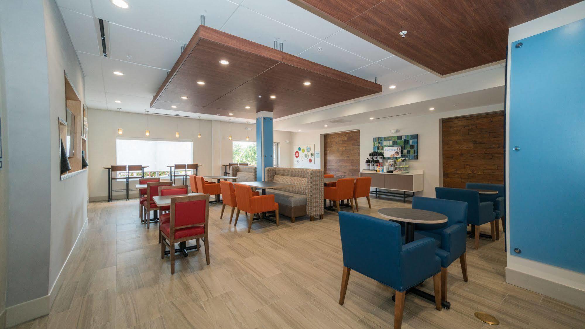 Holiday Inn Express & Suites - Southaven Central - Memphis, An Ihg Hotel Εξωτερικό φωτογραφία